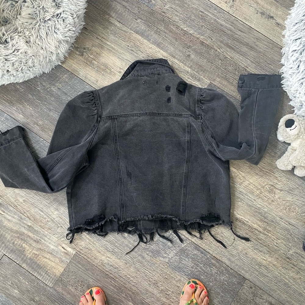 Forever 21 plus cropped denim jacket